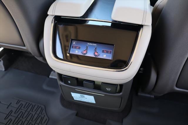 new 2024 Lincoln Navigator car, priced at $77,998
