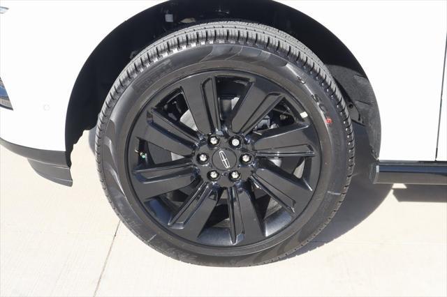 new 2024 Lincoln Navigator car, priced at $77,998