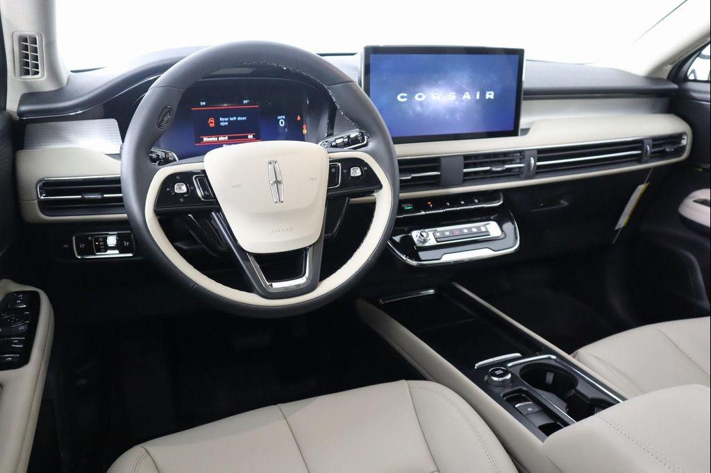 new 2025 Lincoln Corsair car, priced at $40,450