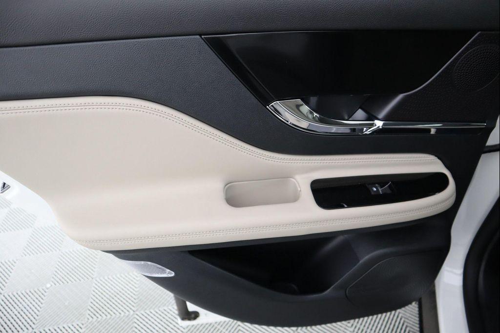 new 2025 Lincoln Corsair car, priced at $40,450