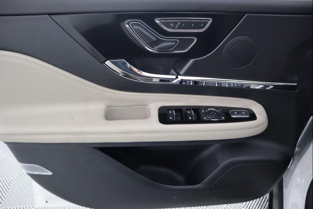 new 2025 Lincoln Corsair car, priced at $40,450