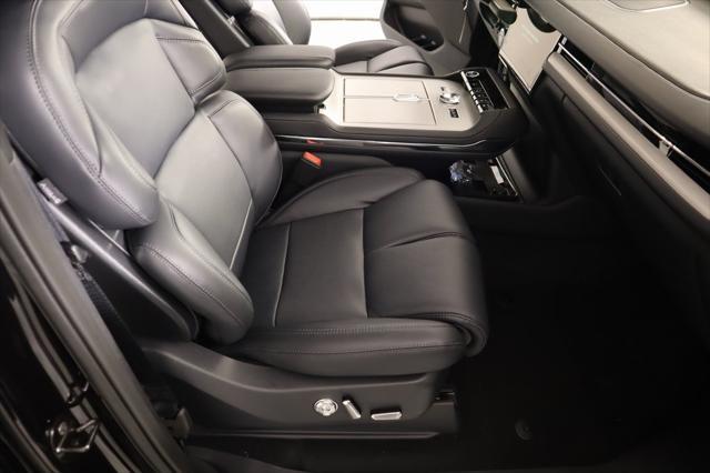 new 2025 Lincoln Navigator car, priced at $110,790