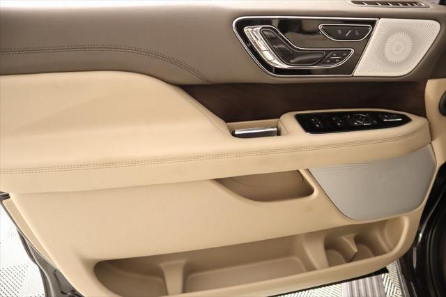 new 2024 Lincoln Navigator car, priced at $95,424