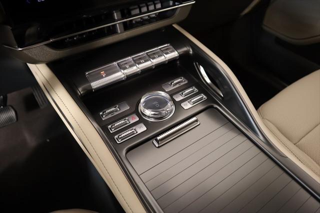 new 2025 Lincoln Nautilus car, priced at $49,746