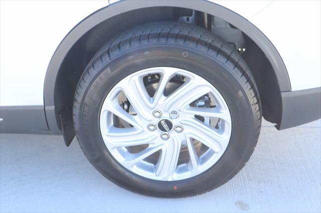 new 2025 Lincoln Corsair car, priced at $38,929