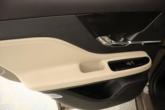 new 2025 Lincoln Corsair car, priced at $46,217