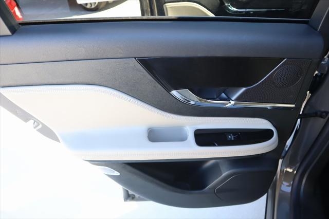 new 2025 Lincoln Corsair car, priced at $46,217