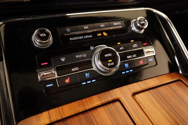 used 2019 Lincoln Navigator car, priced at $34,399