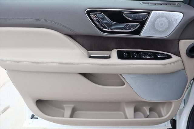 new 2024 Lincoln Navigator car, priced at $75,998