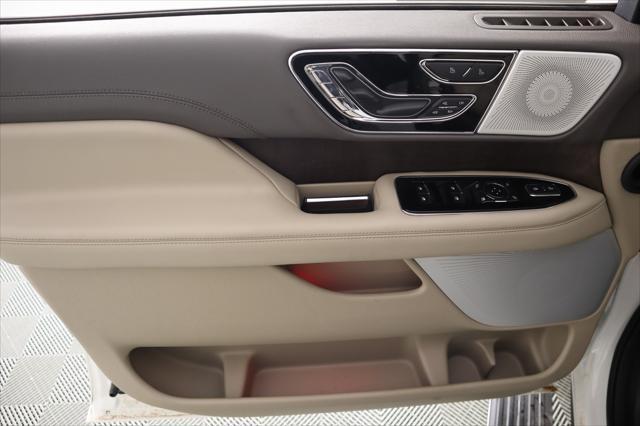 new 2024 Lincoln Navigator car, priced at $74,998
