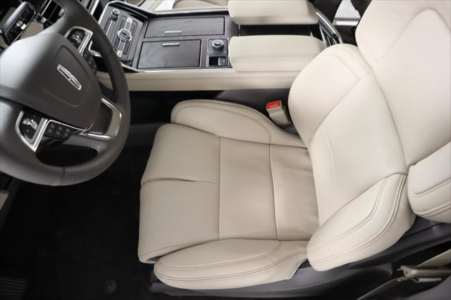 new 2024 Lincoln Navigator car, priced at $92,797