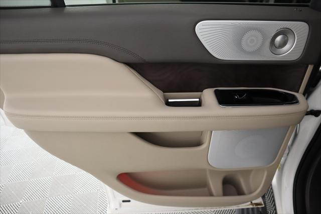 new 2024 Lincoln Navigator car, priced at $92,797