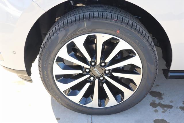 new 2024 Lincoln Navigator car, priced at $74,998