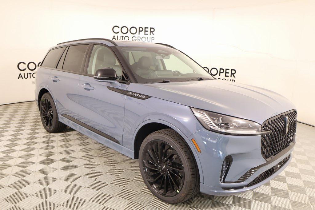 new 2025 Lincoln Aviator car, priced at $78,394