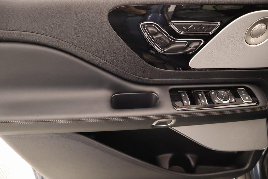 new 2025 Lincoln Aviator car, priced at $78,394