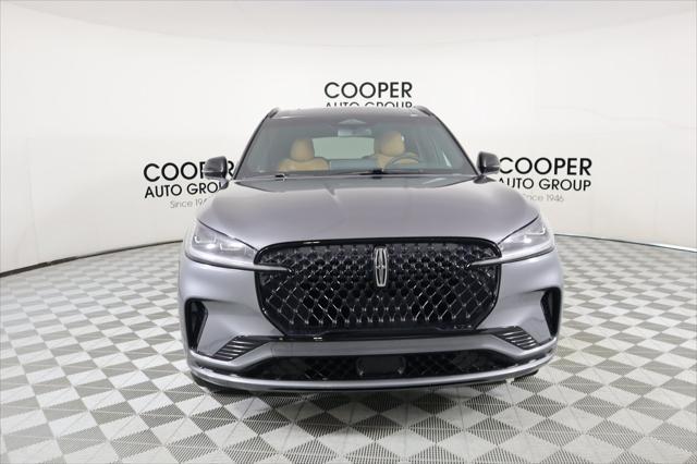 new 2025 Lincoln Aviator car, priced at $90,125