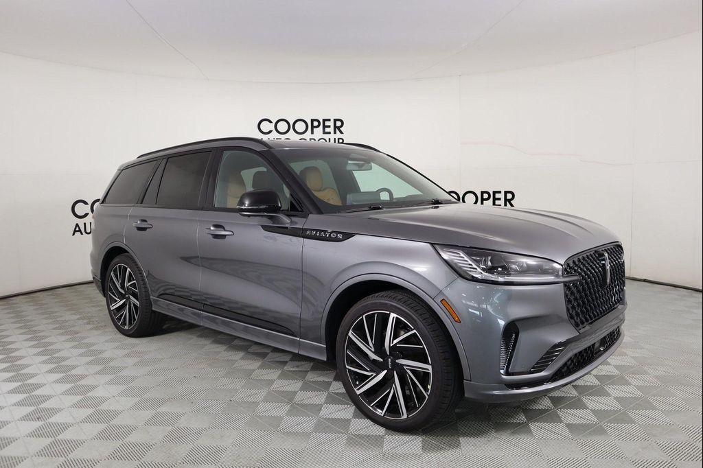 new 2025 Lincoln Aviator car, priced at $93,125