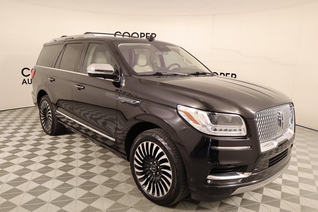 used 2020 Lincoln Navigator car, priced at $50,749