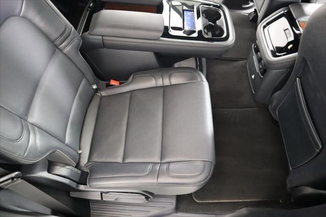 new 2024 Lincoln Navigator car, priced at $73,490