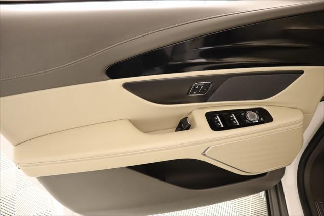 used 2024 Lincoln Nautilus car, priced at $49,967