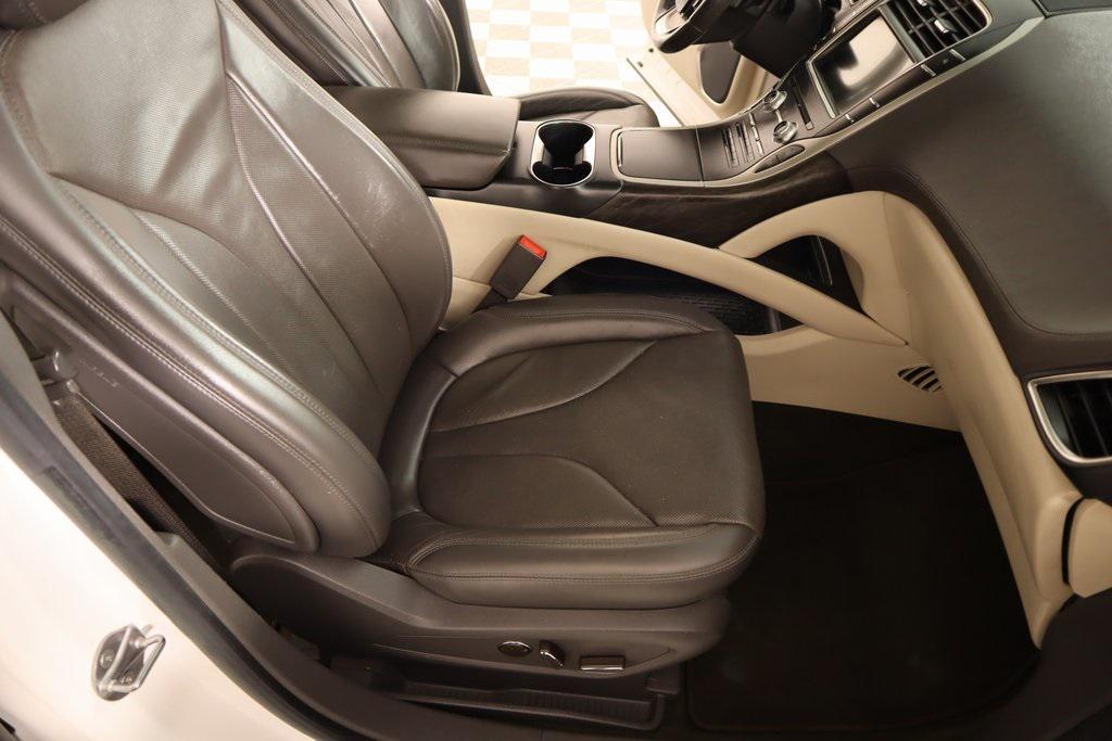 used 2019 Lincoln Nautilus car, priced at $16,489