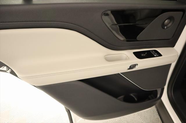 new 2025 Lincoln Aviator car, priced at $67,173