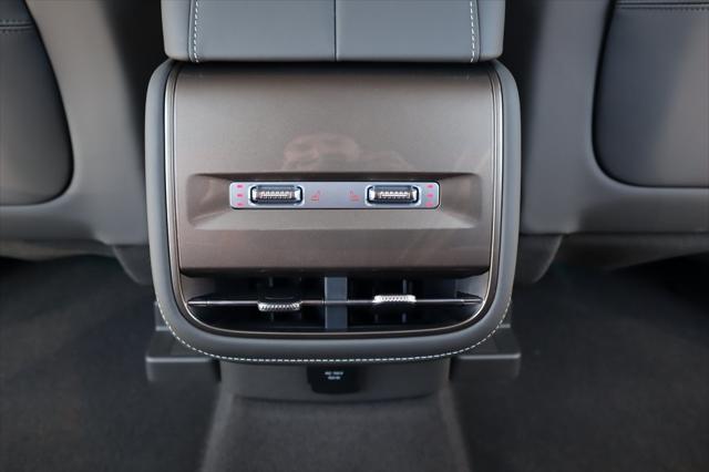 new 2025 Lincoln Nautilus car, priced at $71,082
