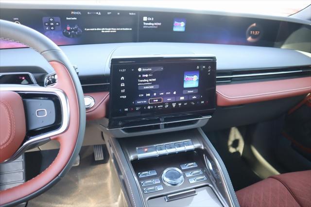 new 2025 Lincoln Nautilus car, priced at $71,082