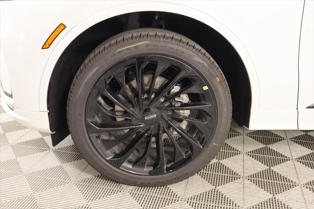 new 2025 Lincoln Aviator car, priced at $67,575