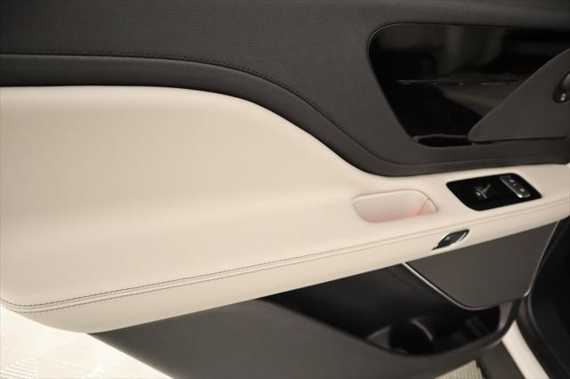 new 2025 Lincoln Aviator car, priced at $67,575