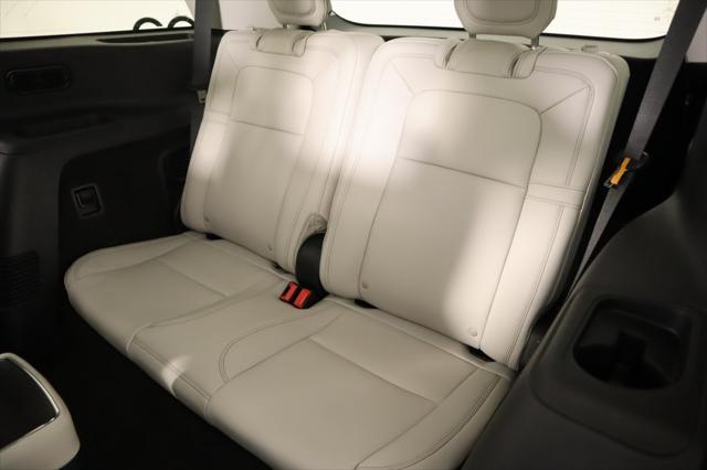 new 2025 Lincoln Aviator car, priced at $67,575