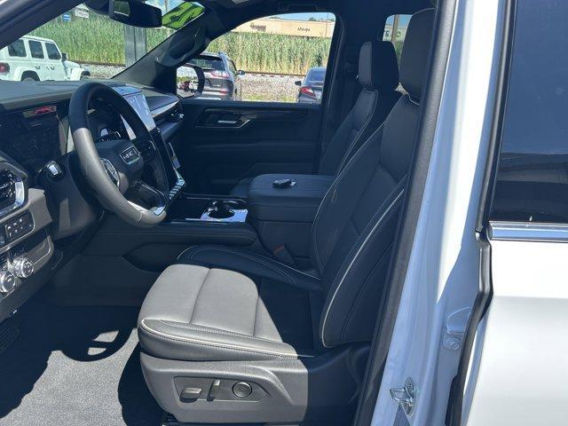 new 2025 GMC Yukon car, priced at $70,957