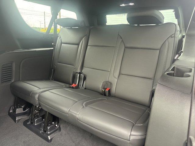 new 2025 GMC Yukon XL car