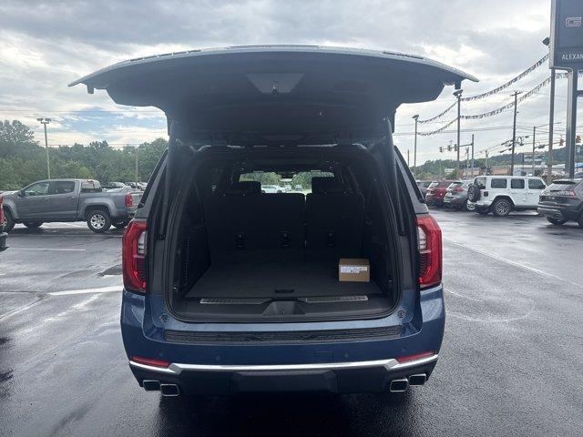 new 2025 GMC Yukon XL car