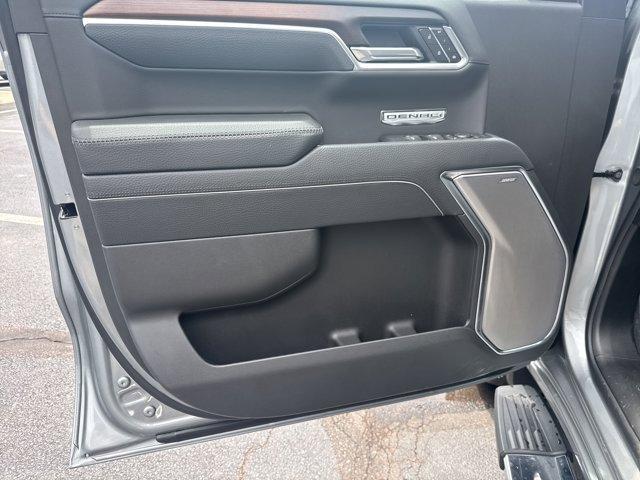 new 2025 GMC Sierra 1500 car, priced at $61,254