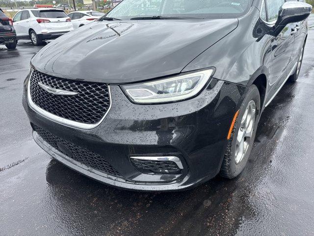 used 2023 Chrysler Pacifica car, priced at $29,000
