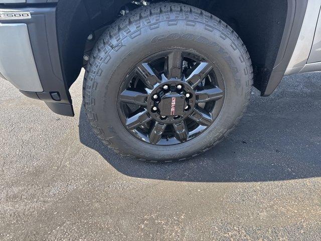 new 2025 GMC Sierra 2500 car, priced at $81,253