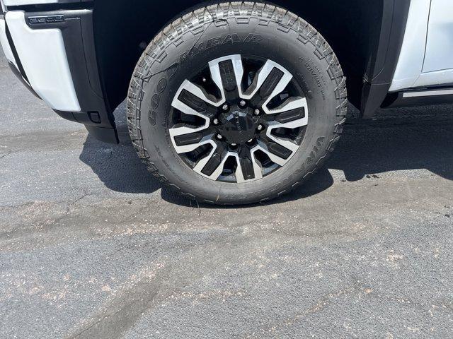 new 2025 GMC Sierra 2500 car, priced at $91,173