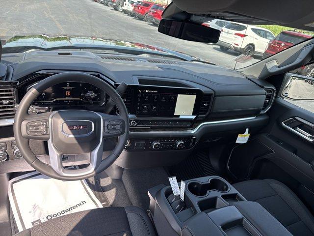 new 2025 GMC Sierra 1500 car, priced at $48,713