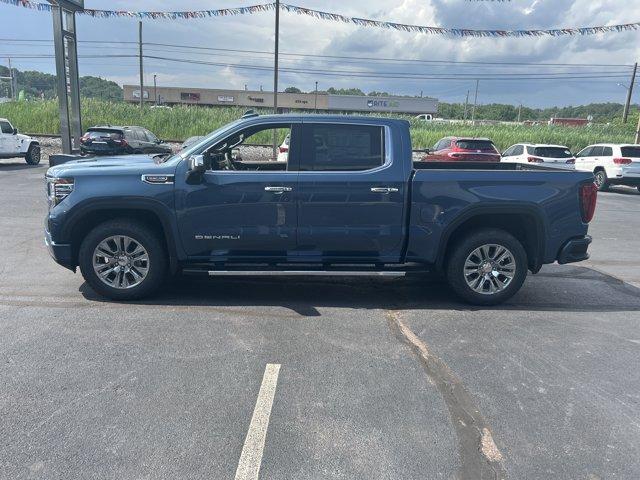 new 2025 GMC Sierra 1500 car, priced at $64,605