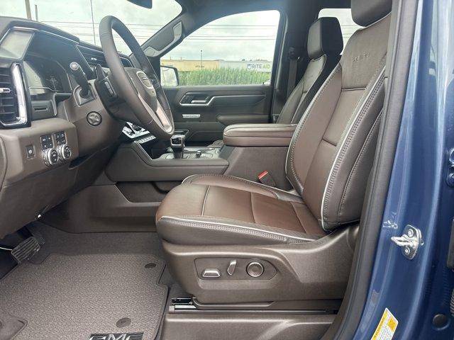 new 2025 GMC Sierra 1500 car, priced at $62,075
