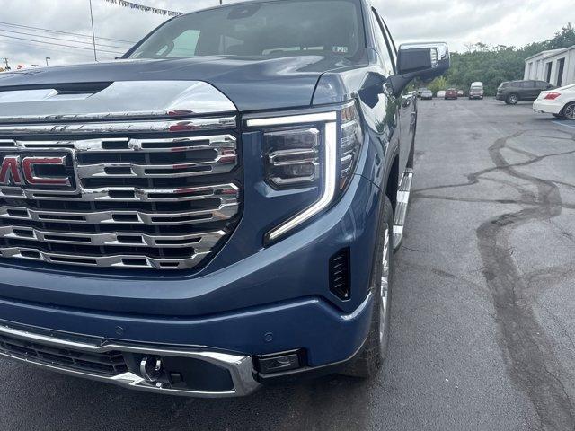 new 2025 GMC Sierra 1500 car, priced at $62,075