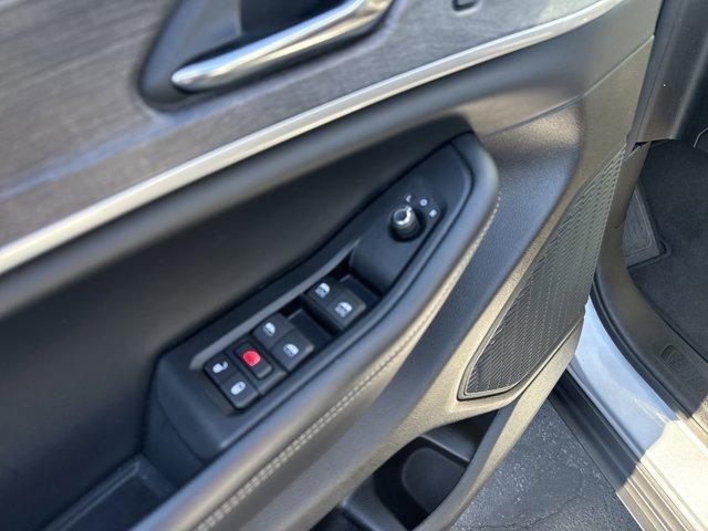 used 2024 Jeep Grand Cherokee L car, priced at $32,500