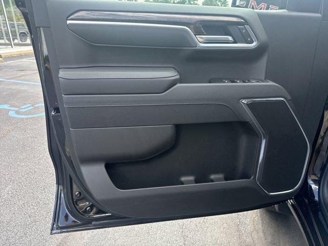 new 2025 GMC Sierra 1500 car, priced at $48,713