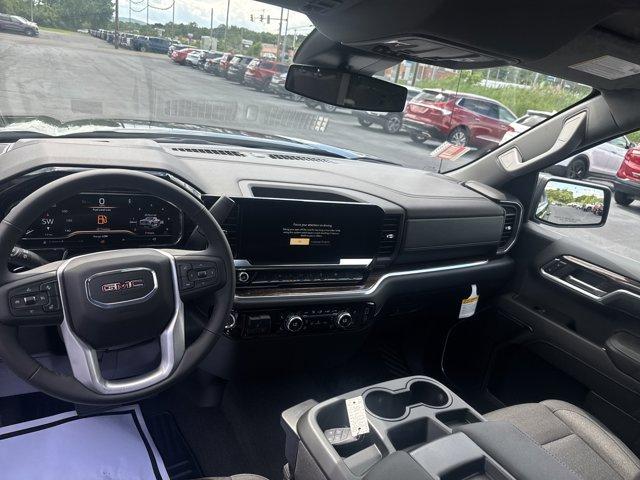 new 2025 GMC Sierra 1500 car, priced at $48,713