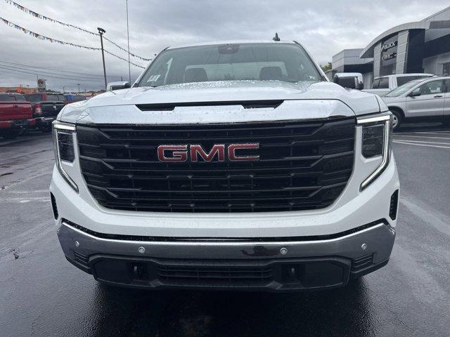 new 2025 GMC Sierra 1500 car, priced at $43,655