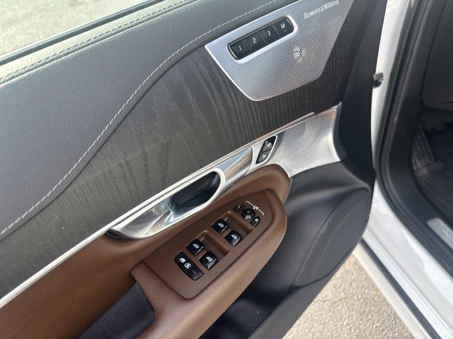 used 2022 Volvo XC90 Recharge Plug-In Hybrid car, priced at $41,000