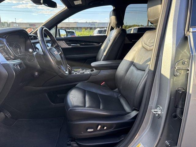 used 2023 Cadillac XT6 car, priced at $34,000