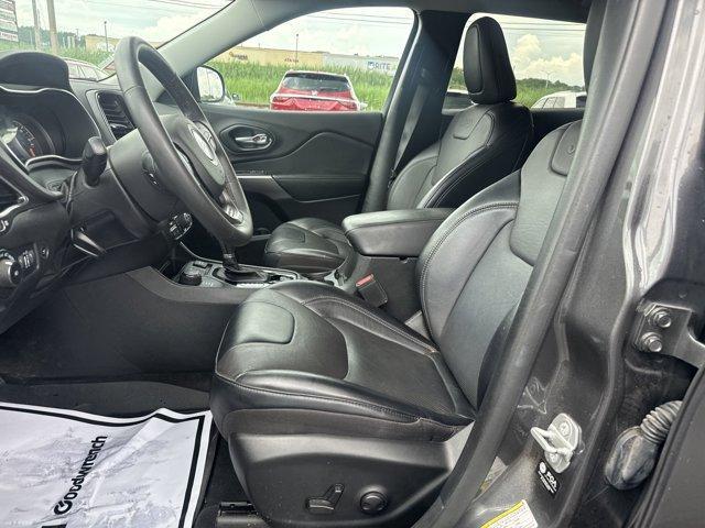 used 2022 Jeep Cherokee car, priced at $28,200
