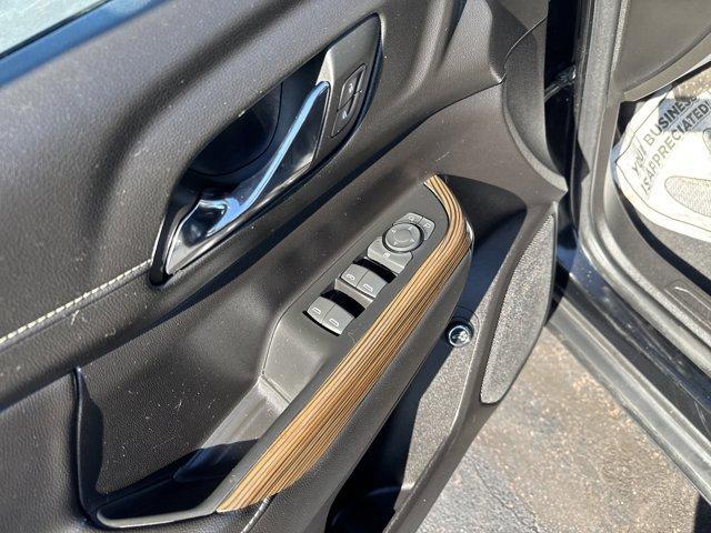 used 2023 GMC Acadia car, priced at $31,300